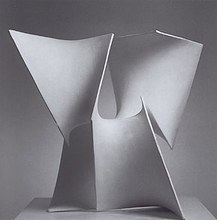 E-1O (1960. Reconstruida en 1993). Alambre galvanizado y yeso. 58,5 x 66,5 x 58,5 cms.