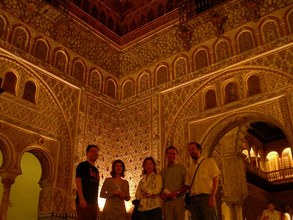 Fran, Pedro, Myriam, Eva and Jordi at Relaes Alcázares, Sevilla. June 2006. (Photo, Begoña García).