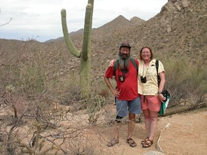 Geno Schupp y Janis Boettinger en Saguaro Nat. Park; Tucson, AZ, EEUU. Agosto 2002.